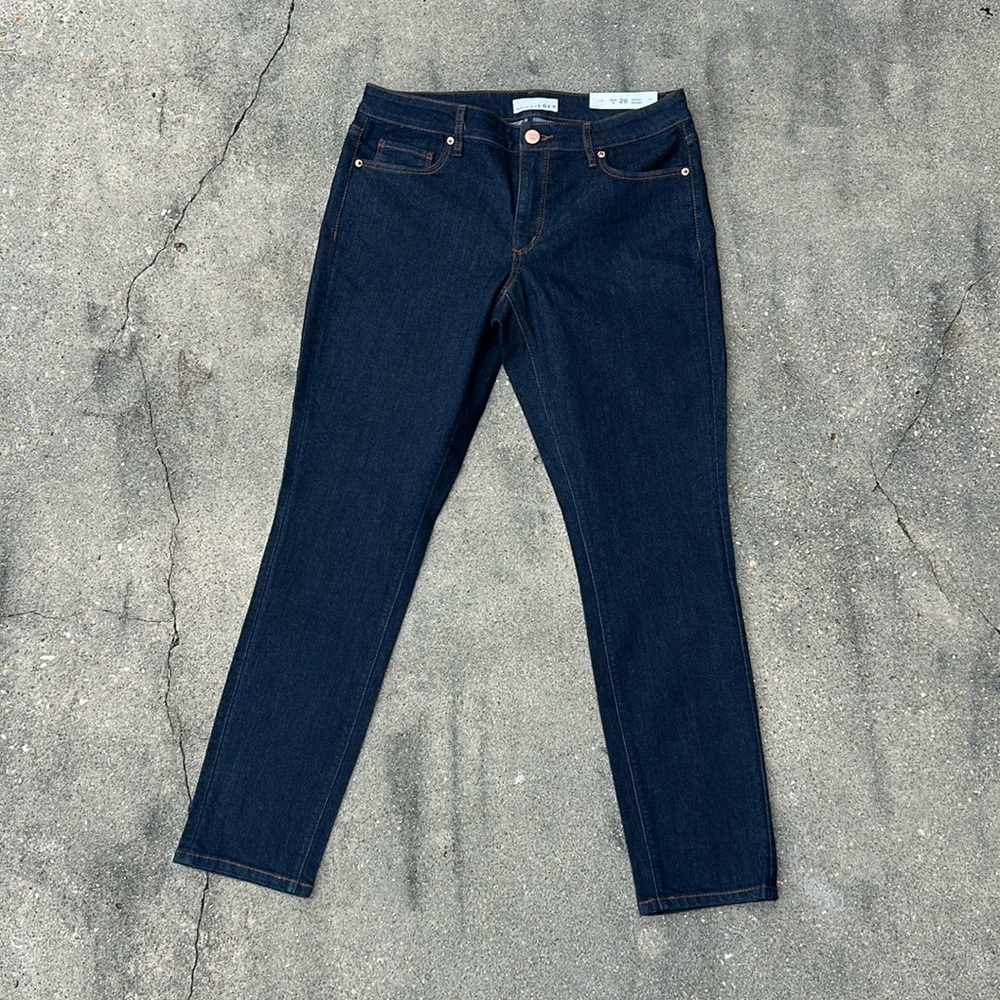 Brand new LOFT womens jeans with tags still on them.